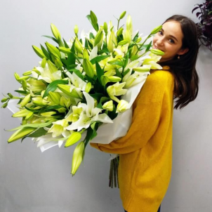 21 White lily