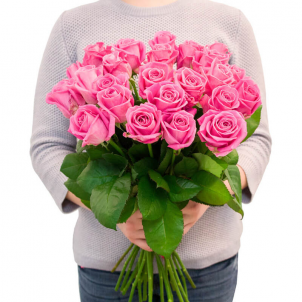 25 Pink roses