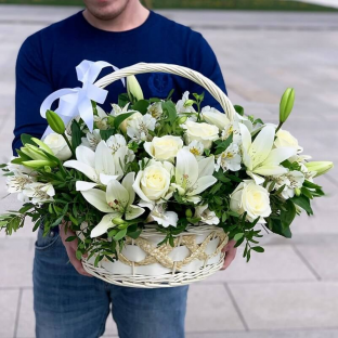 Basket "Queen of hearts"